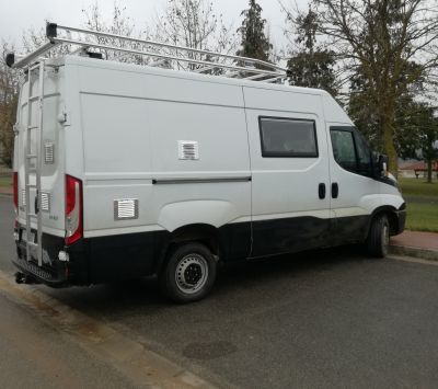 Coolvan – Camperización y alquiler de furgonetas camperizadas en Navarra
