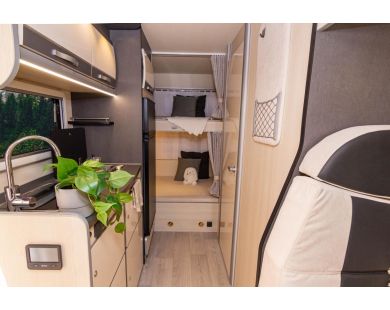 Coolvan – Camperización y alquiler de furgonetas camperizadas en Navarra