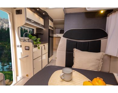 Coolvan – Camperización y alquiler de furgonetas camperizadas en Navarra
